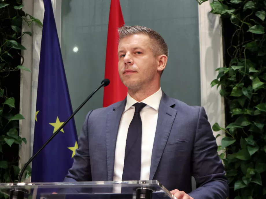 Rövidesen az Országgyűlés elé kerül az Alaptörvény 17. módosítása
