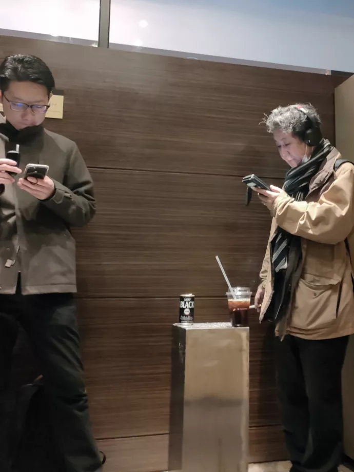 Japán egyelőre nem szigorít a hevített dohánytermékek használatán