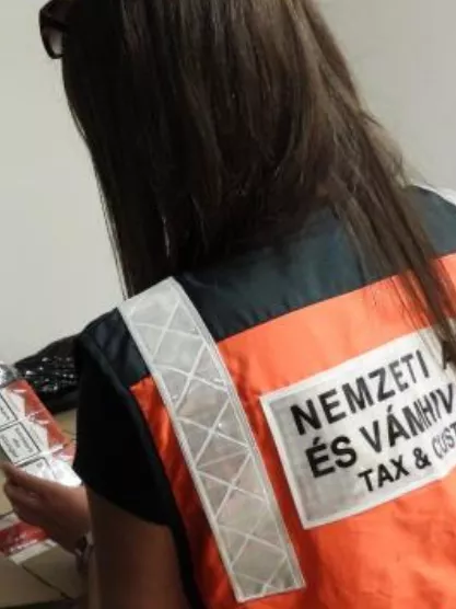 800 millió forint értékű illegális cigarettát foglalt le a NAV