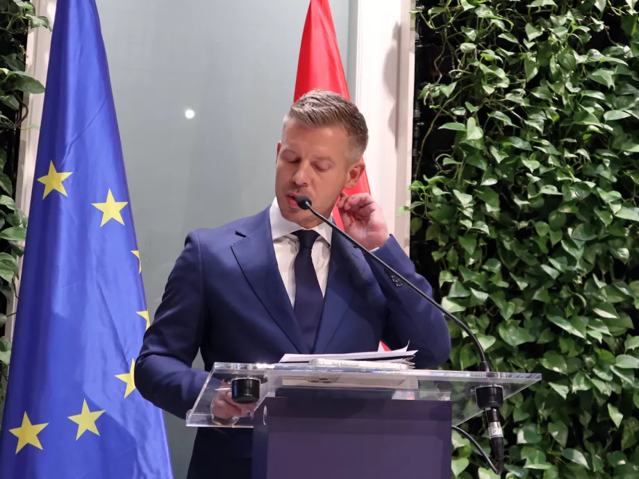 Duplán visszaüthet a dohánytermékek jövedéki adóinak emelése