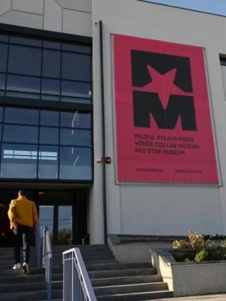 Egykori dohánygyári épületben nyílt meg a Vörös Csillag Múzeum
