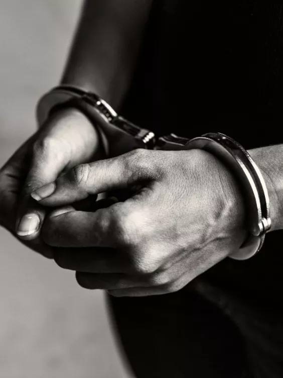Külföldi kényszermunkások dolgoztak a szlovén illegális cigigyárban