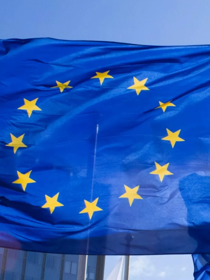 Továbbra is ellenzi az EU jövedékiadó-emelési tervezetét Svédország