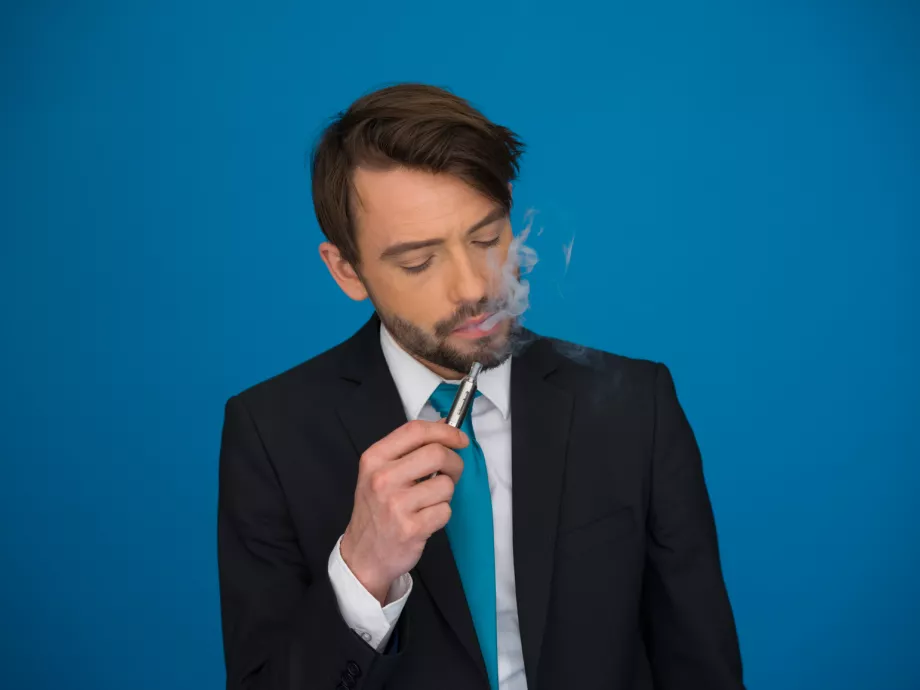 Fenntartási díjjal sarcolják az e-cigarettát